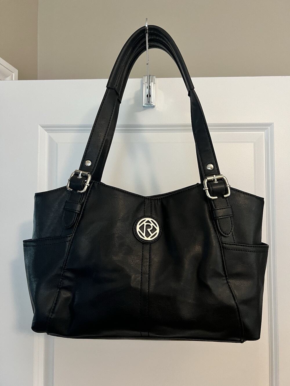 RELIC Black Pocket Tote Shoulder Bag Manmade Leather Casual Everyday Purse